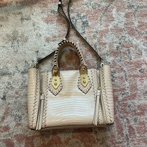Henri Bendel purse